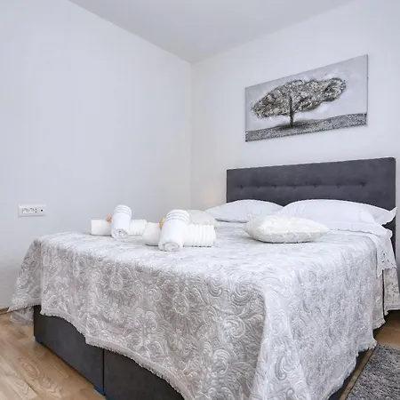Apartment Poljak